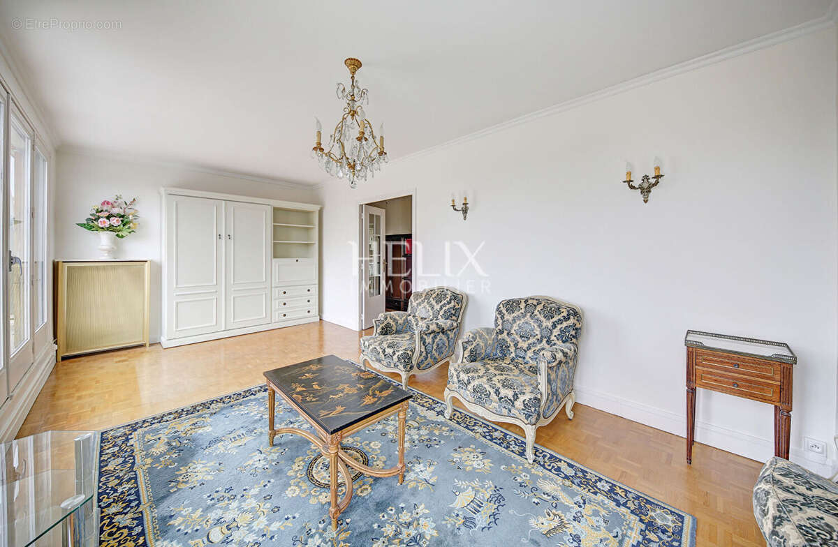 Appartement à LE VESINET