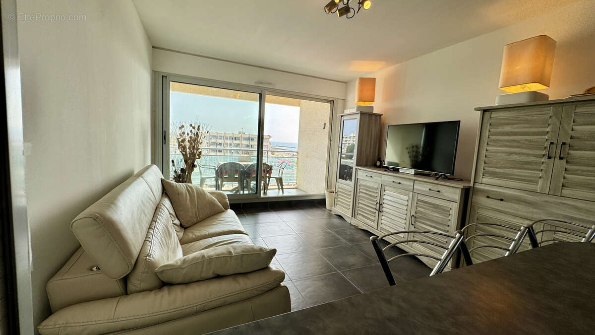 Carnon ouest appartement traversant type 3 terrasse et parking - photo 4