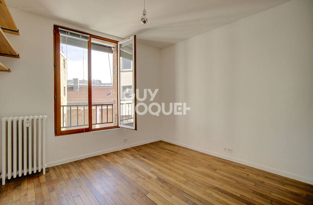 Appartement à PARIS-20E