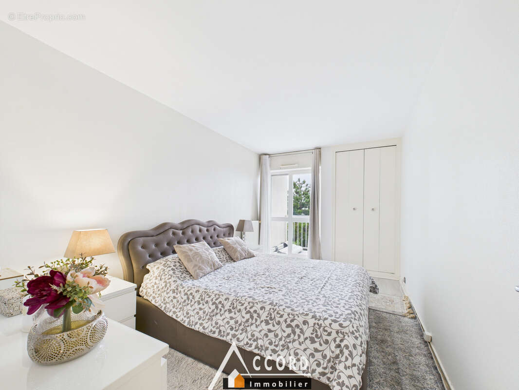 Appartement à SARTROUVILLE