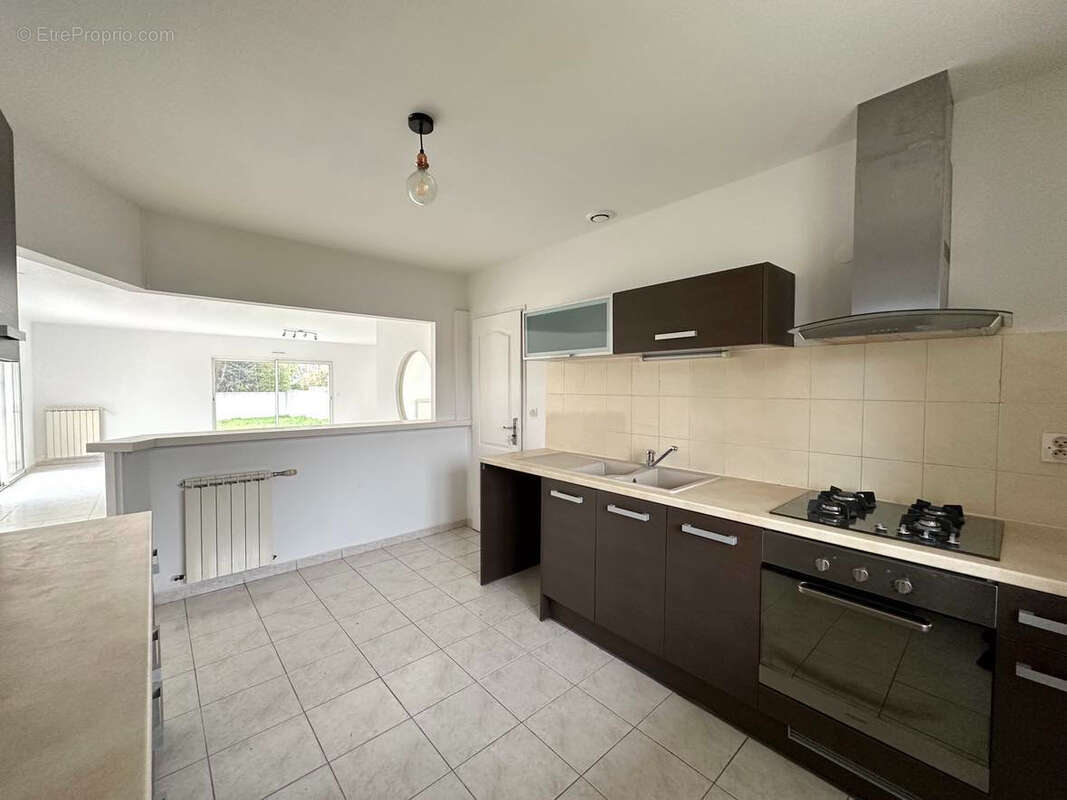 Maison à SAINT-ROGATIEN