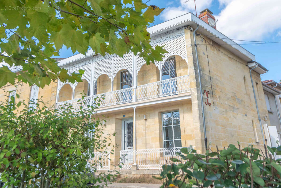 Demeure en pierre - 169 m2 - vue garonne - photo 15