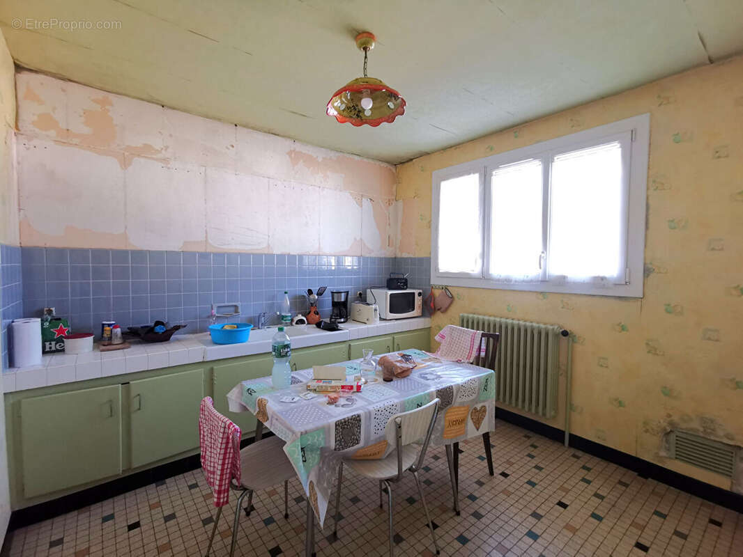 Maison à YEVRES