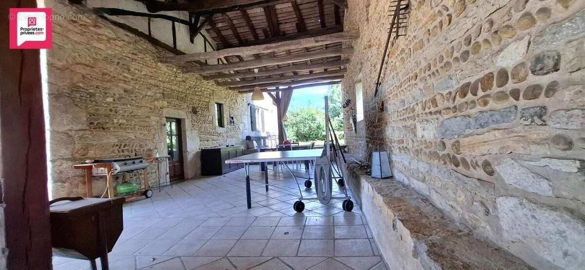 Demeure de prestige et gîte Viriat 10 pièce(s) 320 m2 - photo 8