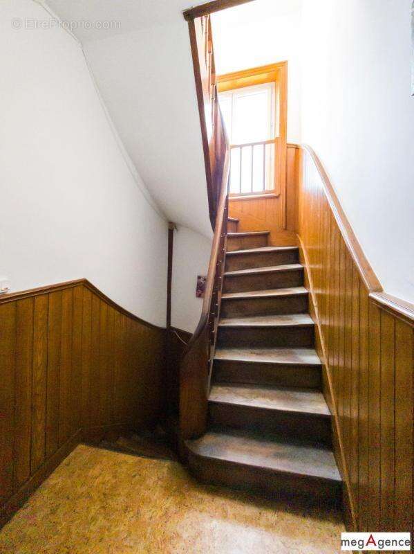 Appartement à FOUGERES