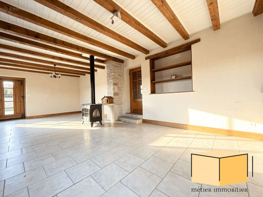 Maison 162 m² à Virieu-Le-Petit  - photo 2