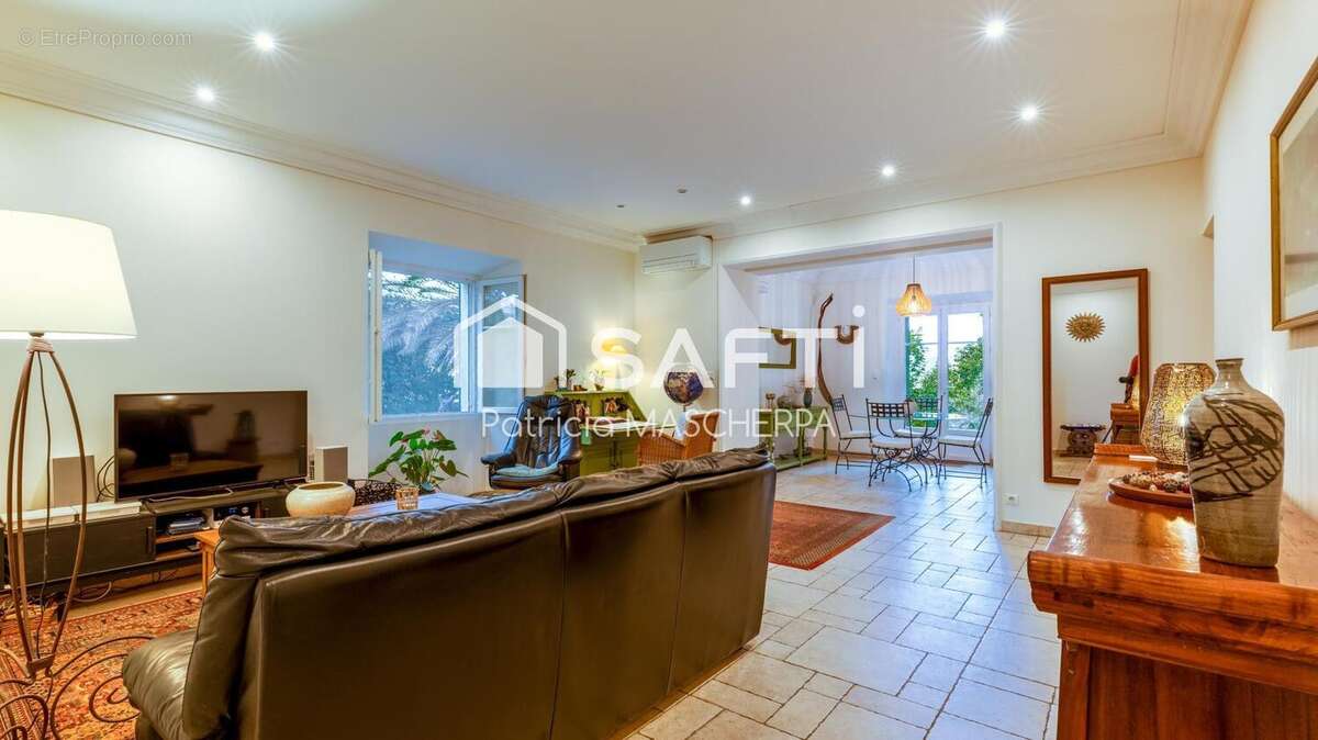 Photo 3 - Maison à SAINT-RAPHAEL