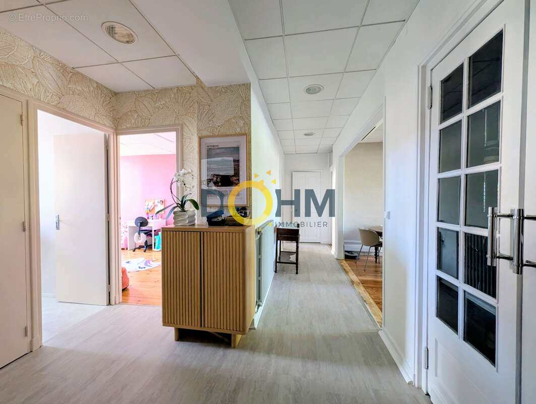 Appartement à LA TOUR-DU-PIN