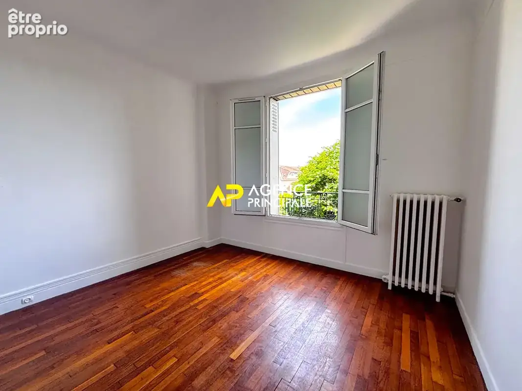 Sartrouville - La Croix Blanche - Maison 6 pièces 115 m² avec garage - photo 8