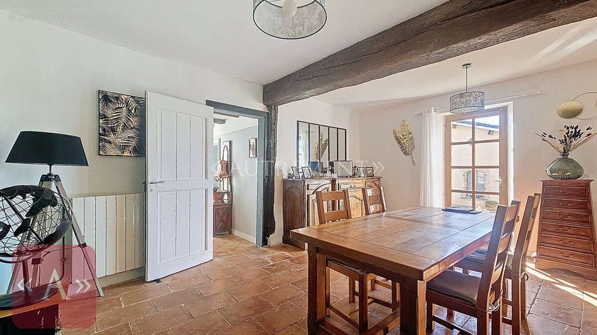 Maison à MONTGAILLARD