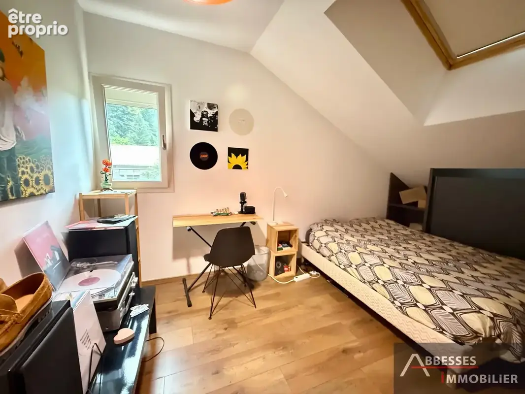 EN EXCLUSIVITÉ - GERARDMER dans un secteur calme : Maison type LOFT avec grande dépendance - photo 24