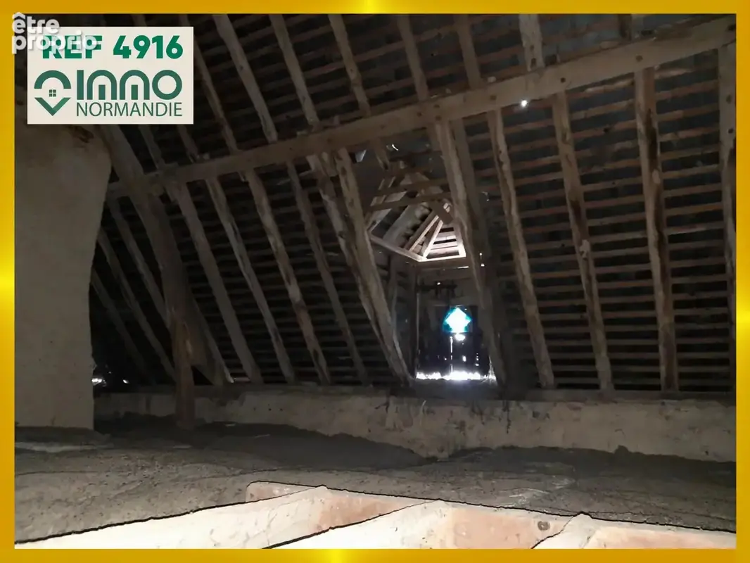 4916 - maison de 1870 - rénovation complète à  prévoir - photo 23