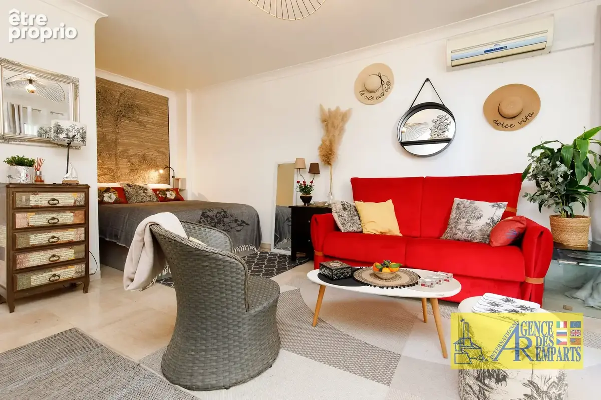 Beau studio avec coin nuit avec vue mer   Quartier Ponteil Antibes - photo 6