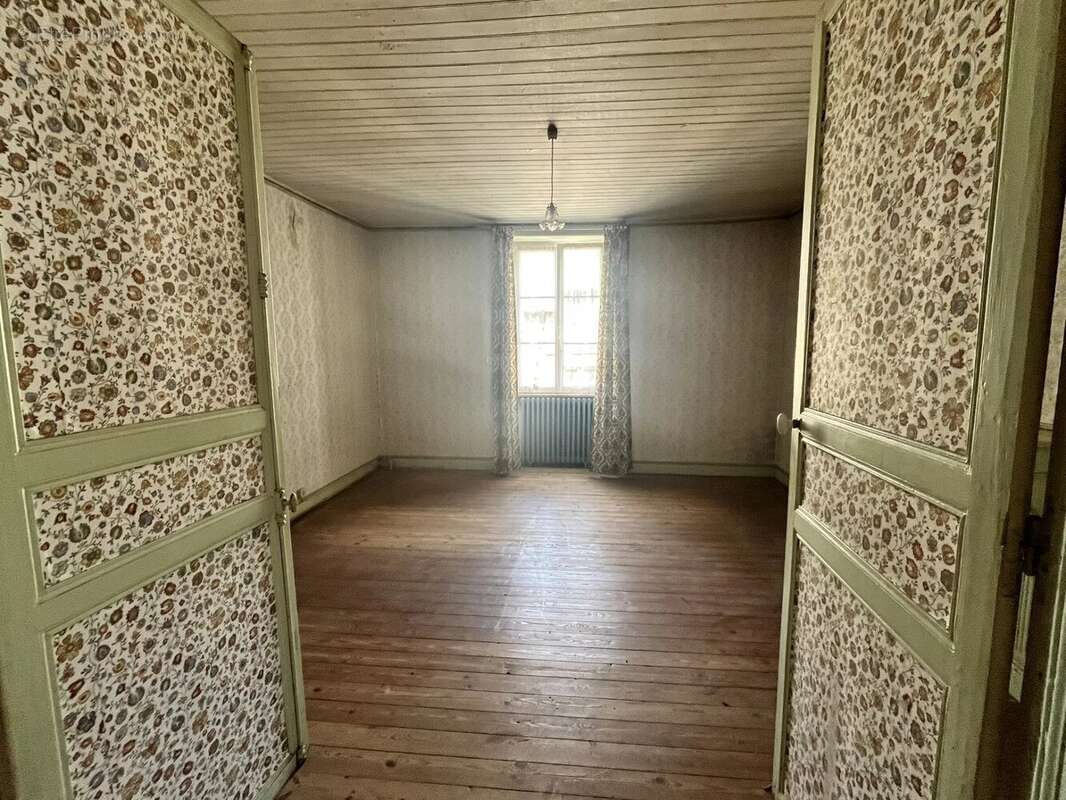 Maison à PLOUER-SUR-RANCE