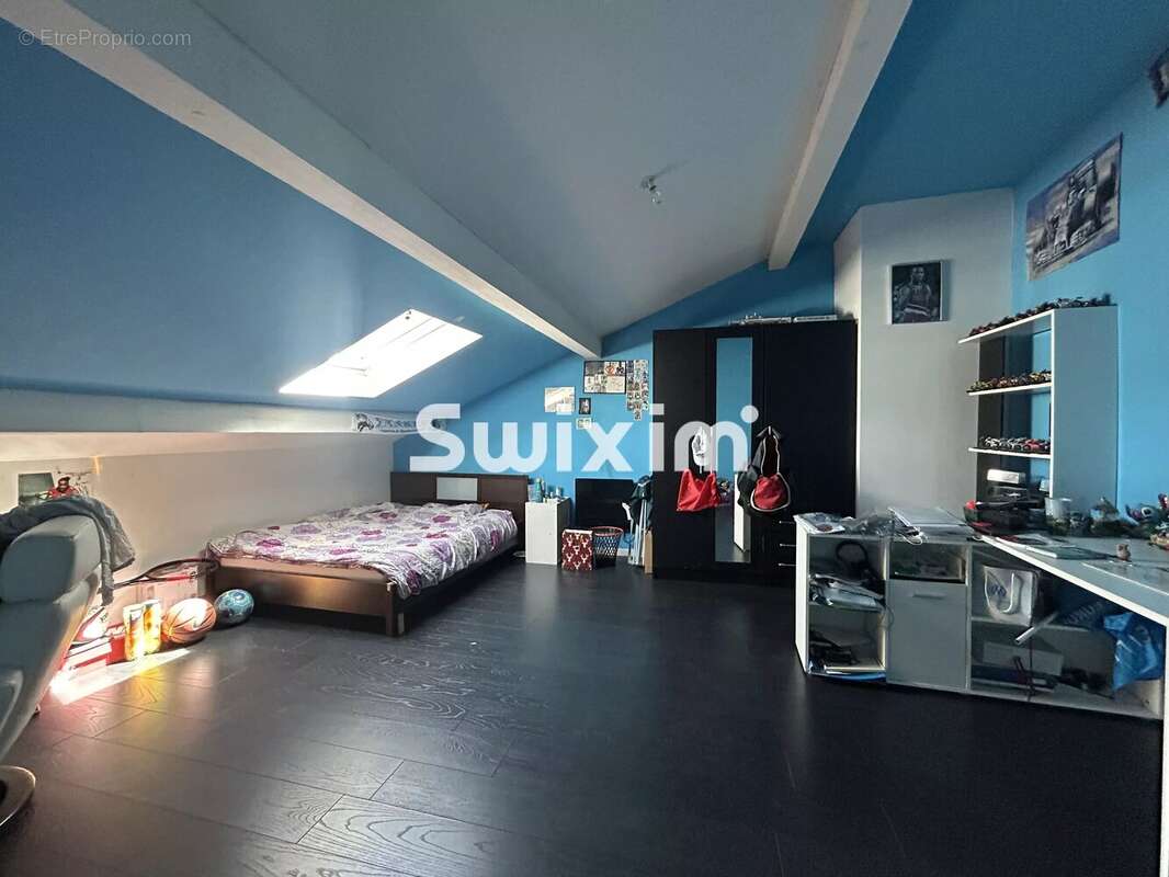 Maison 150 m² à Lons-Le-Saunier  - photo 6