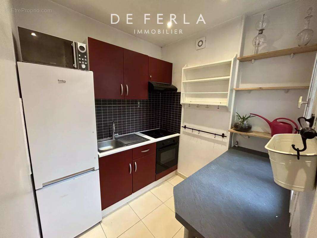 Appartement à PARIS-14E