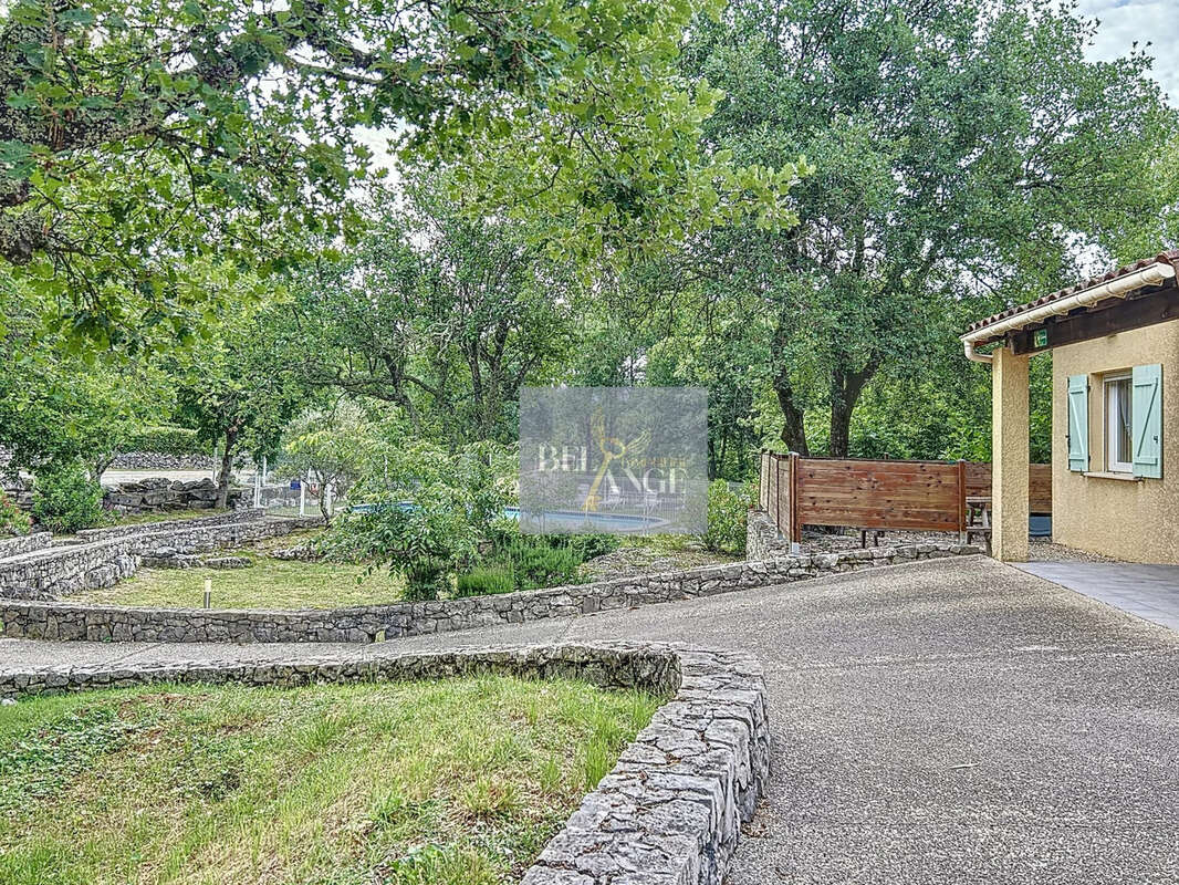 Maison à SAINT-ALBAN-AURIOLLES