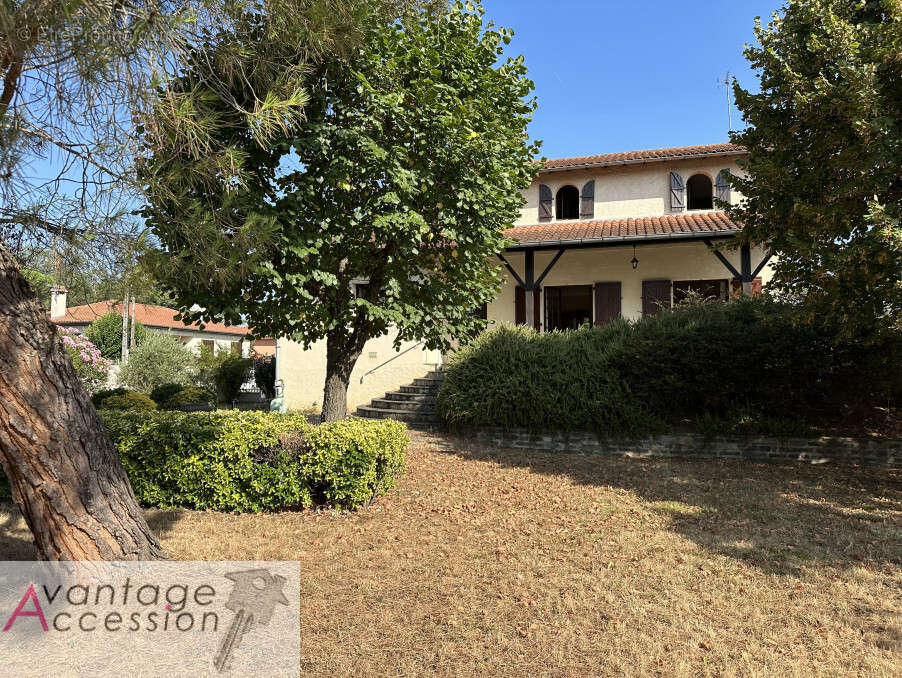 Maison à AUCAMVILLE