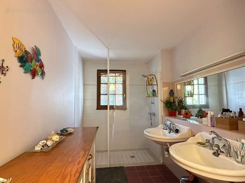 Maison à VARENNES-SUR-LOIRE