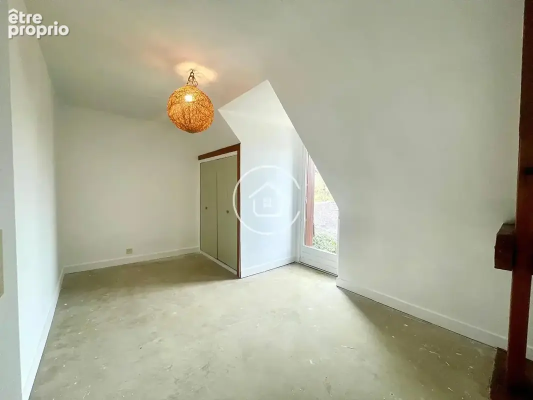 Maison La Chaussee Saint Victor 7 pièce(s) 128 m2 - photo 8