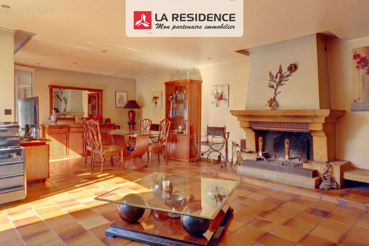 Maison 94 m² à Saint-Brice-Sous-Foret  - photo 2
