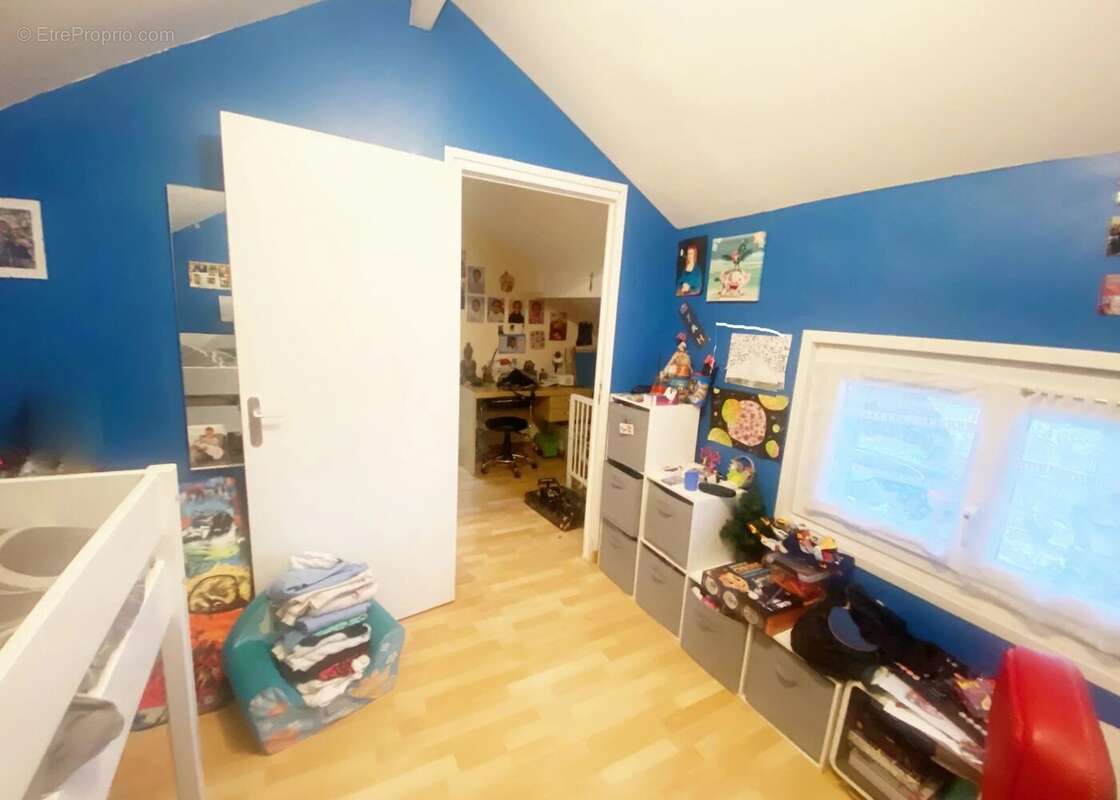 Maison à SAINT-GERMAIN-LES-ARPAJON