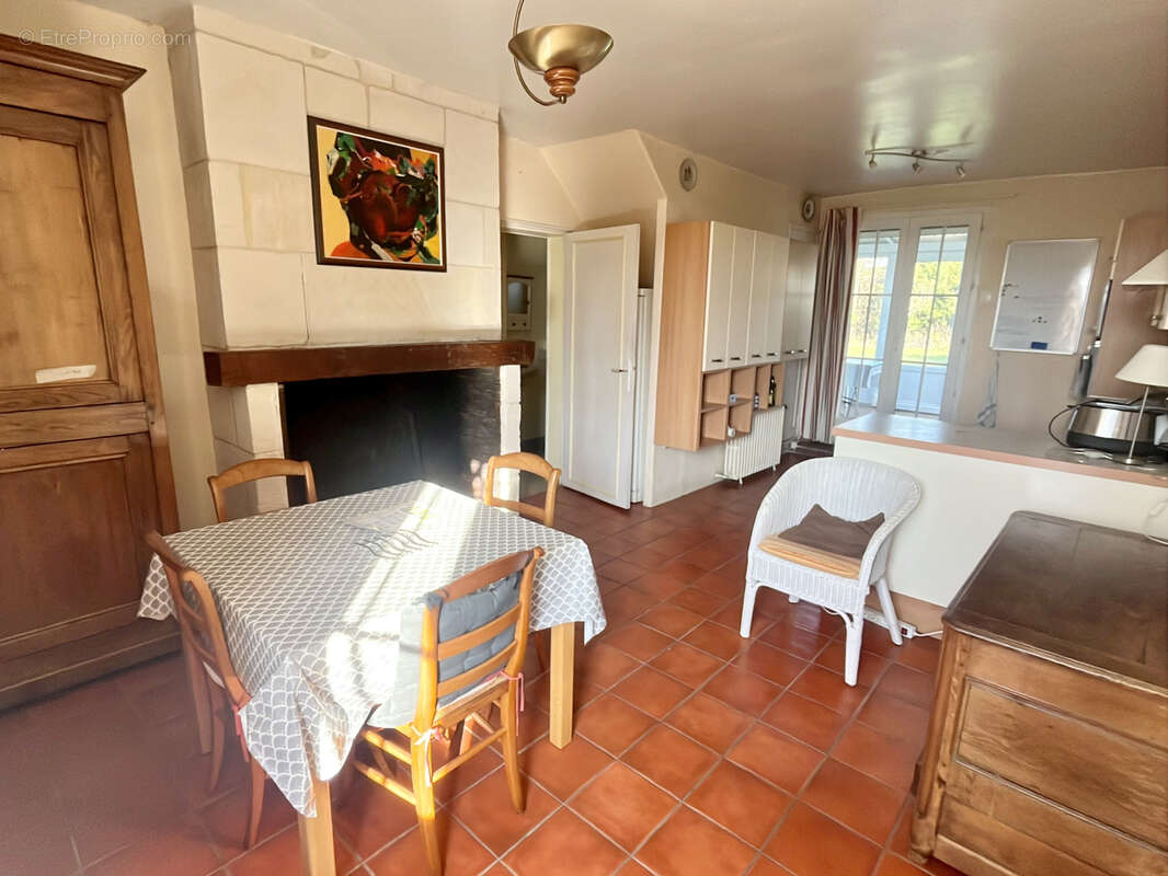 Maison à CAMBRONNE-LES-CLERMONT
