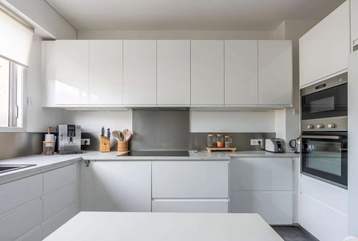 Appartement à LE PERREUX-SUR-MARNE