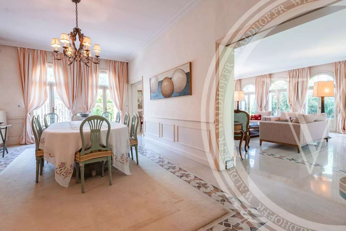 Maison à ROQUEBRUNE-CAP-MARTIN