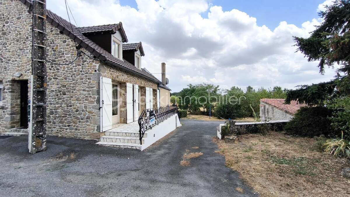 Maison idéale primo‑accédants/ artisants/ investisseurs – Gourgé - photo 19