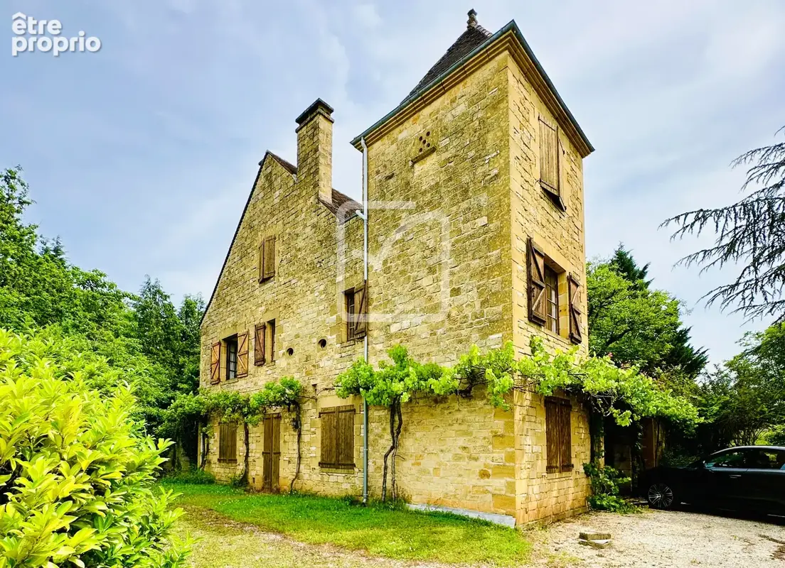 EXCLUSIVITE - Vaste demeure de caractère sur sous sol avec son appartement sur un parc clos de 2080m2 - photo 6
