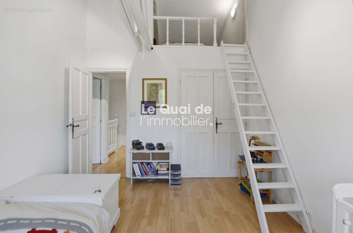 Maison à FONTANIL-CORNILLON