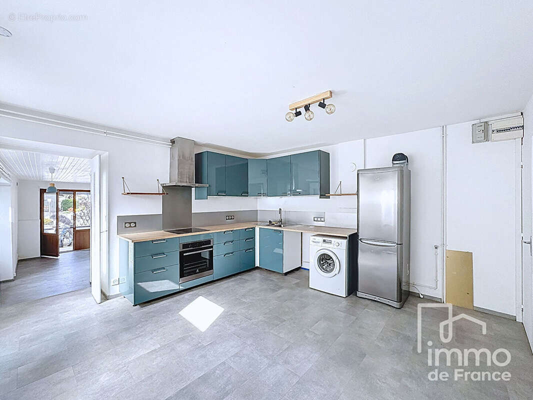 Maison à BELLEGARDE-SUR-VALSERINE