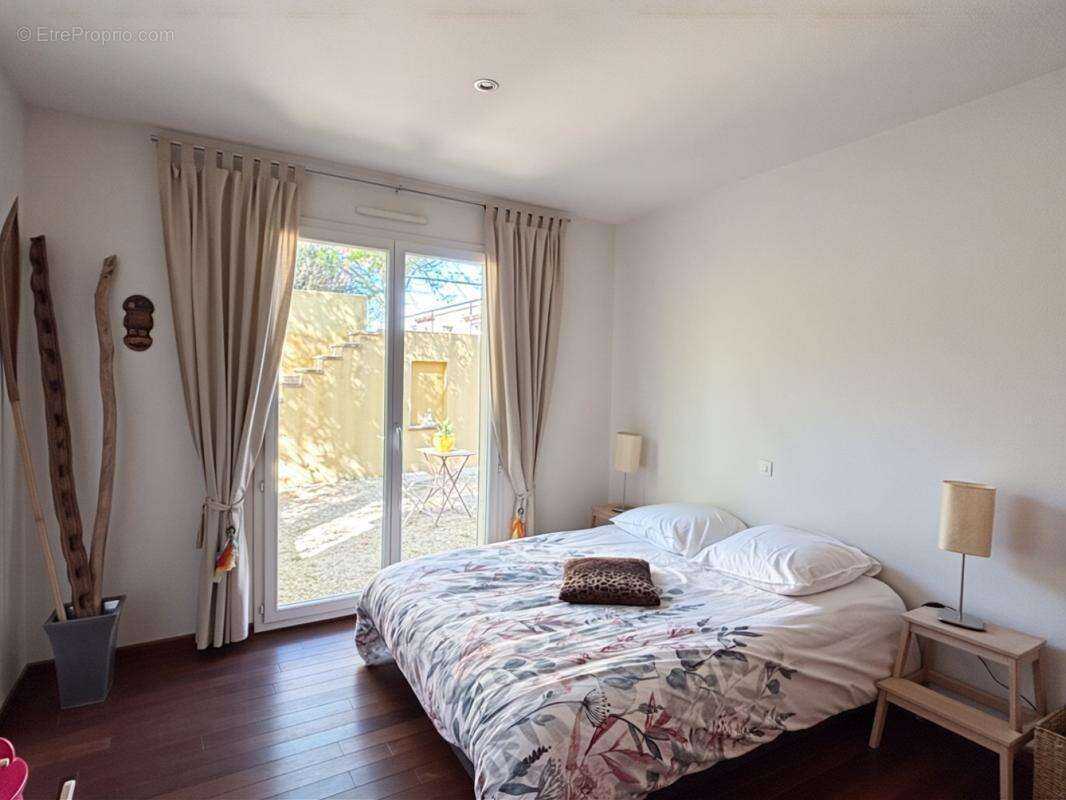 Maison à MORIERES-LES-AVIGNON