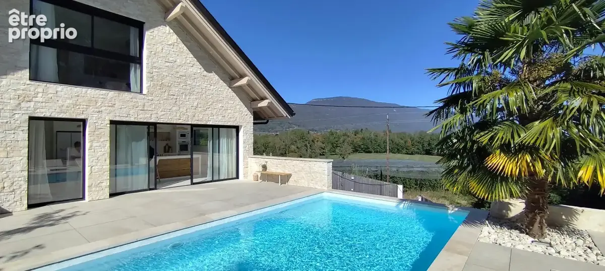 Maison, 4 Chambres, entièrement rénovée avec 3 suites parentales et piscine sur 1500 m2 de terrain - photo 20