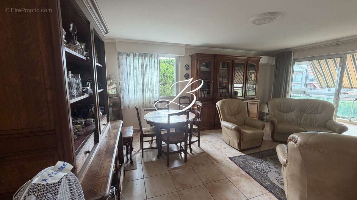 Appartement 93 m² à Saint-Laurent-Du-Var  - photo 7