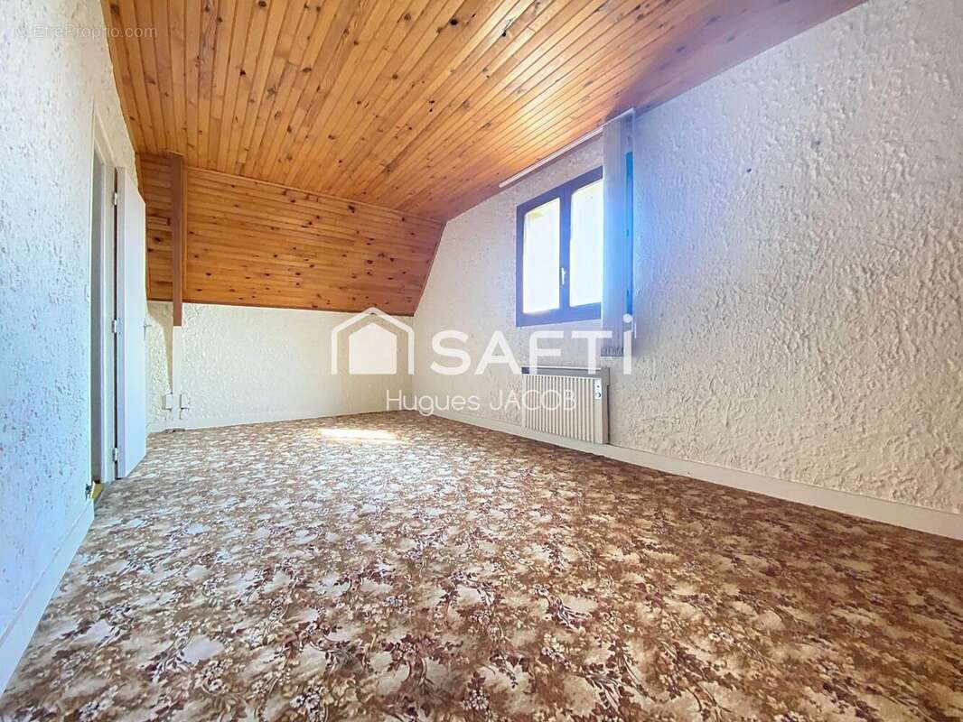Photo 9 - Maison à SAINT-CONTEST