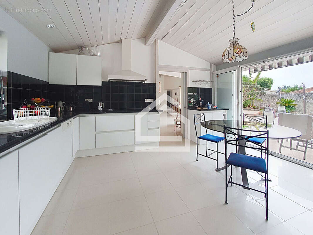 Maison à SAINT-MARTIN-DE-RE