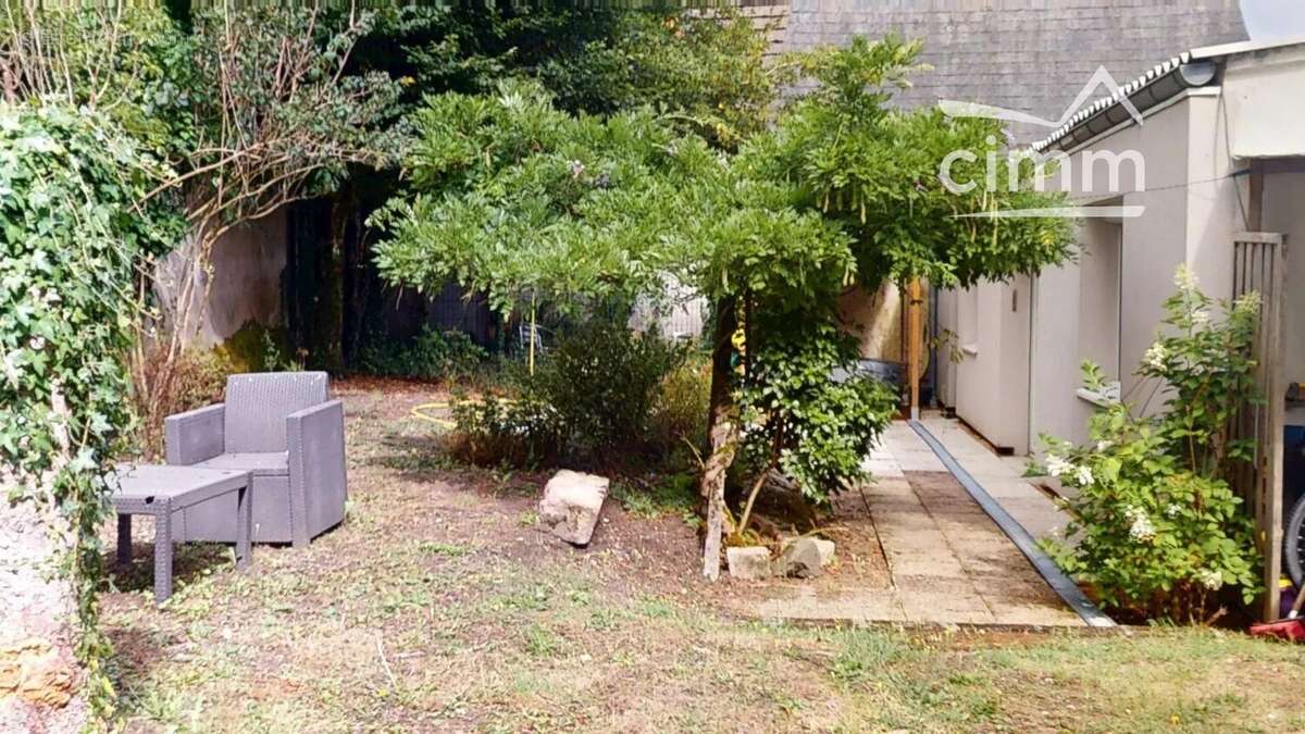 Maison à SAINT-CYR-EN-VAL