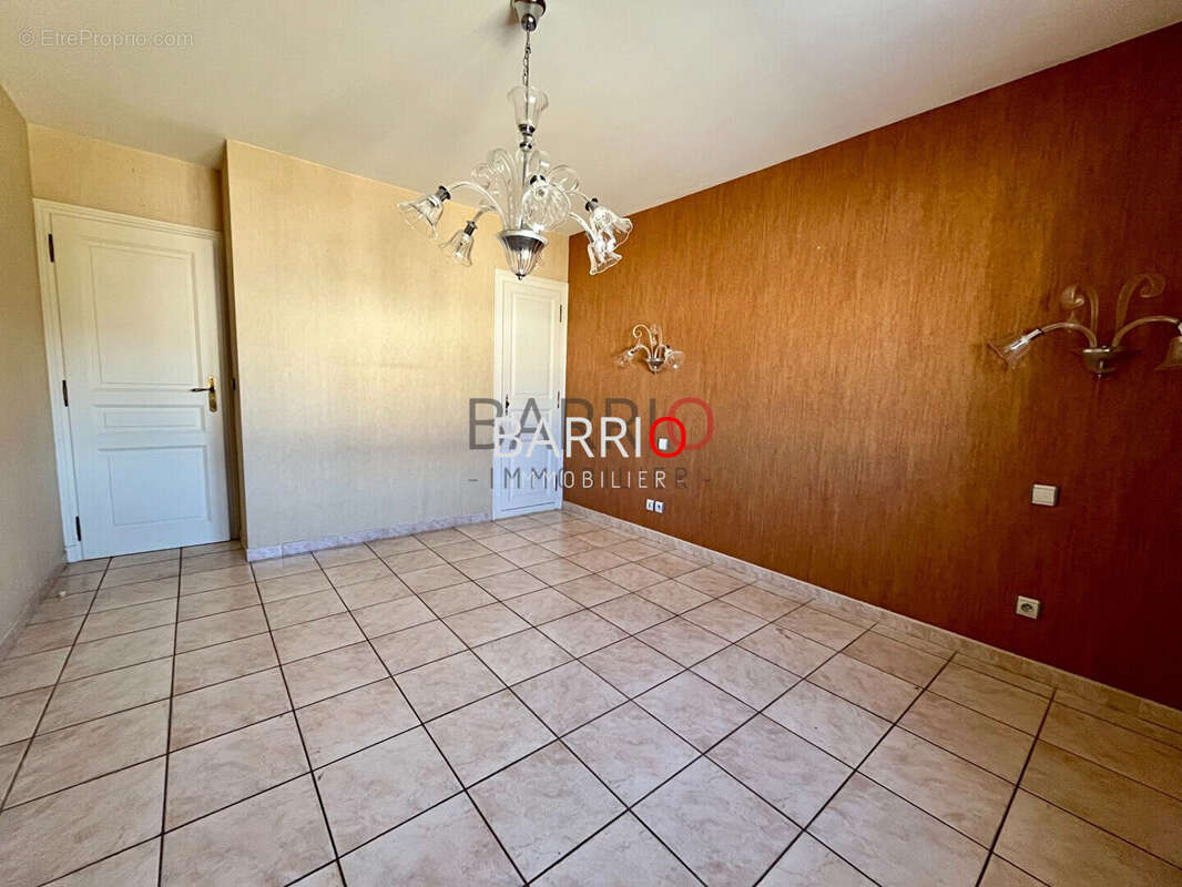 Maison à SAINT-CYPRIEN