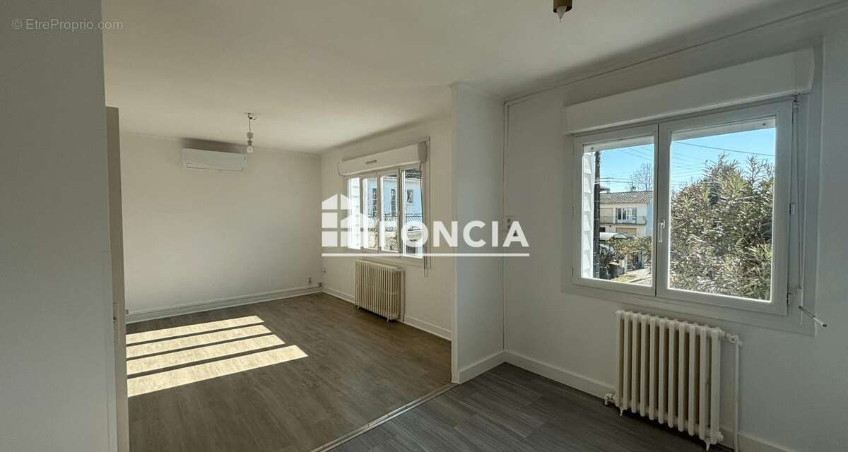 Maison à LE PASSAGE