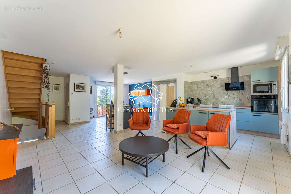 Maison 104 m² à Vienne  - photo 8