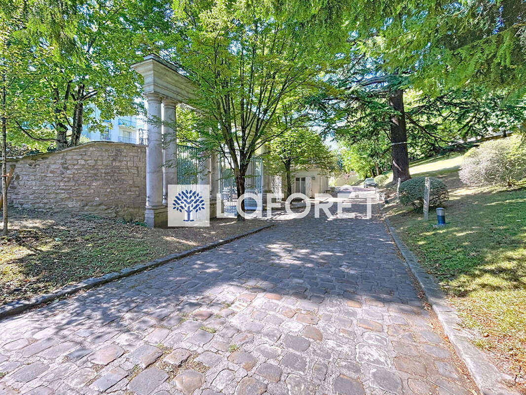 Appartement à SAINT-GERMAIN-EN-LAYE