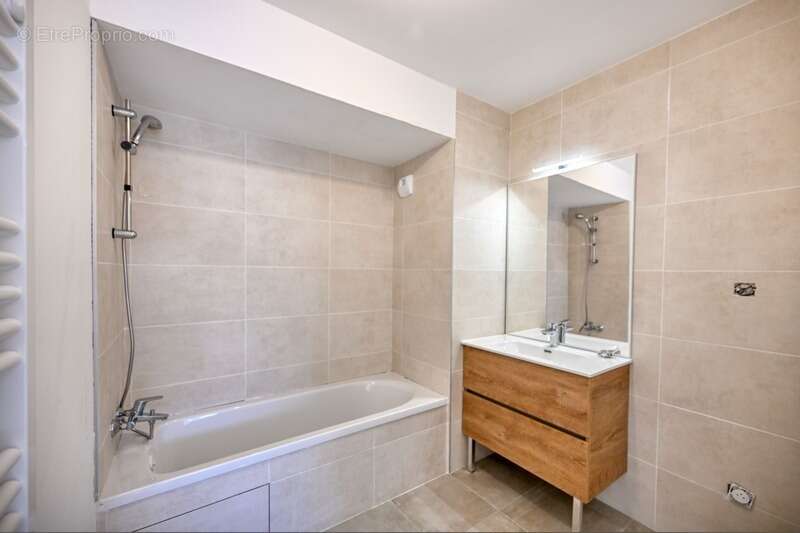 Appartement à VAUGNERAY