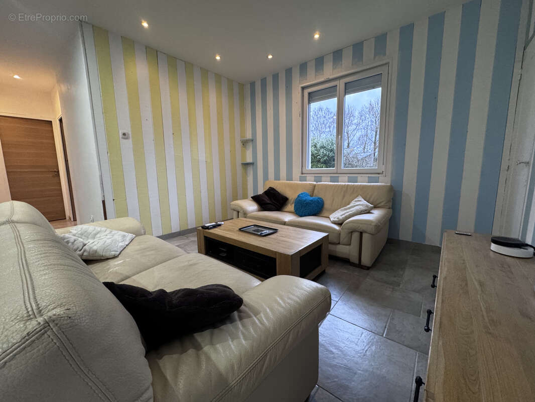 Maison à FREVIN-CAPELLE