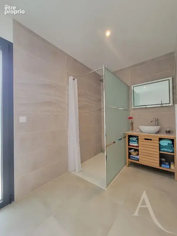 Ortaffa - Villa contemporaine de plain-pied avec 2 suites parentales - photo 8
