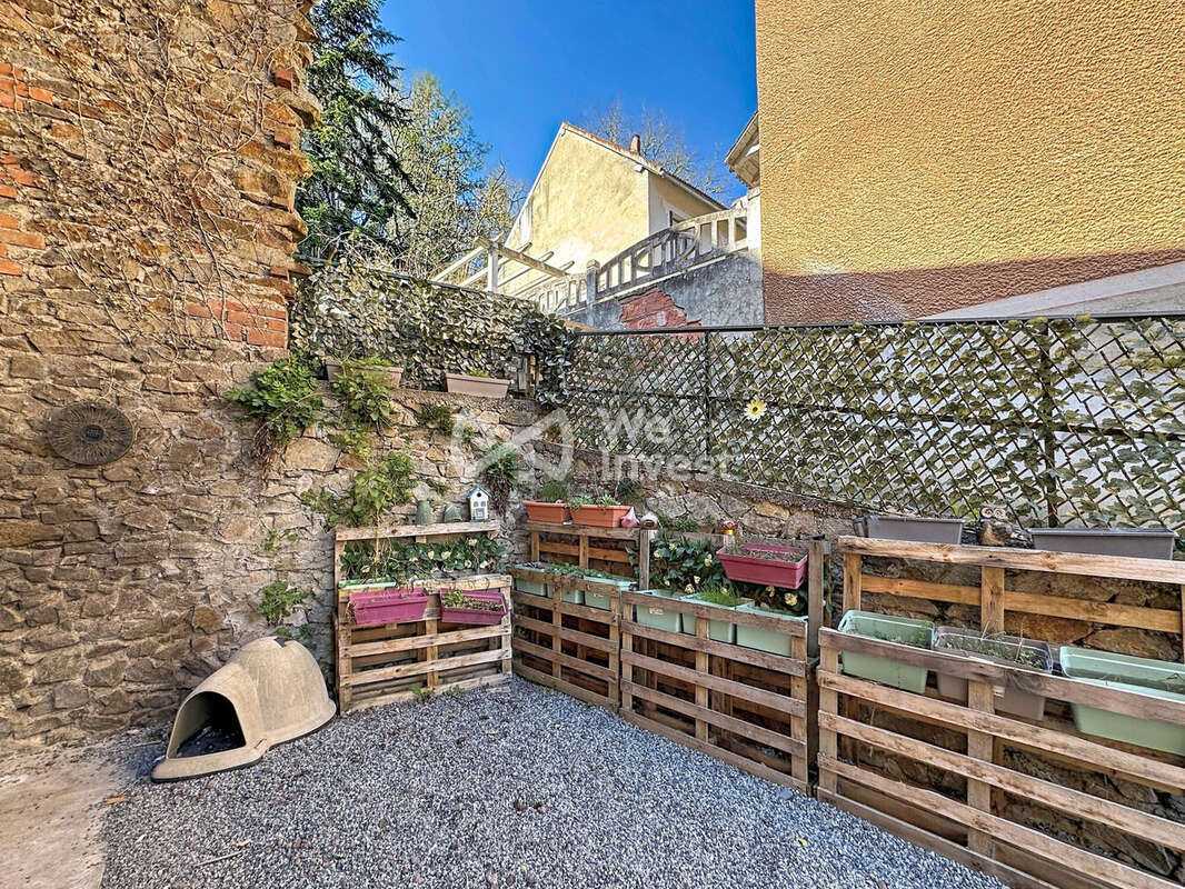 Maison à CHATEAUNEUF-LES-BAINS