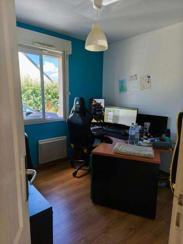 Maison à FEUGUEROLLES-BULLY