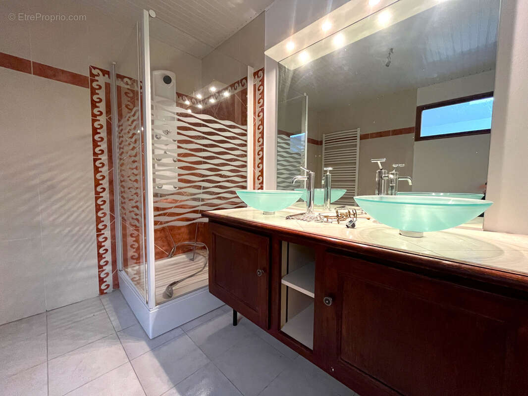 Appartement à BEZANNES