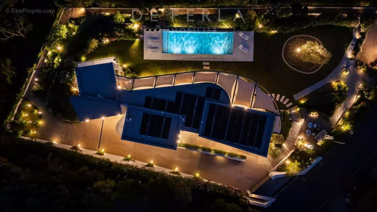 Maison à CAVALAIRE-SUR-MER